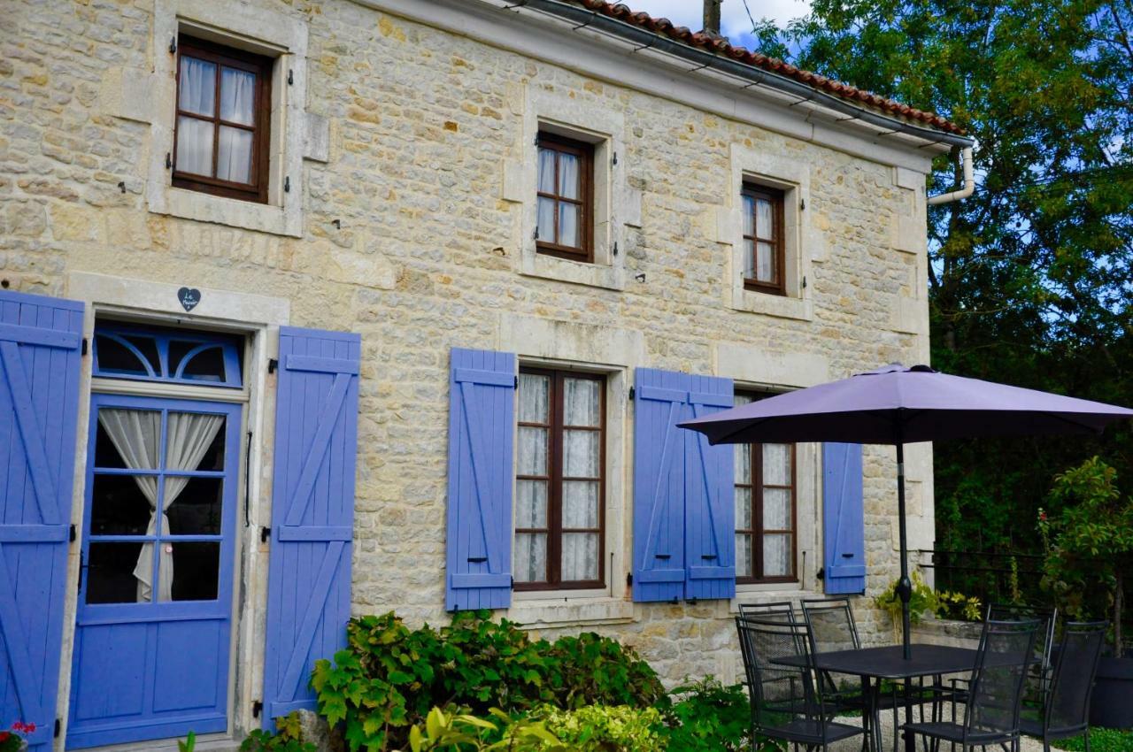 Chez Fins Bois Panzió Néré Kültér fotó
